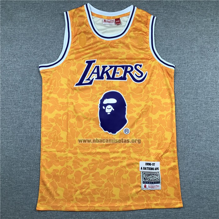 Camiseta Los Angeles Lakers Bape NO 23 Mitchell & Ness Amarillo